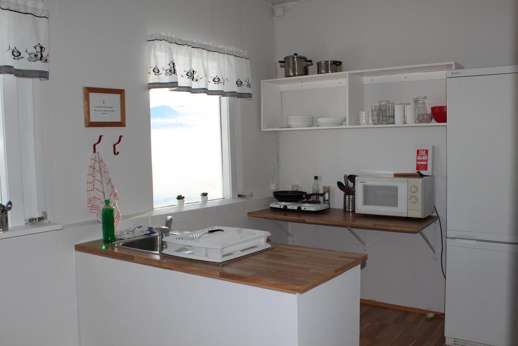 Lonsa Guesthouse Акурейри Екстериор снимка