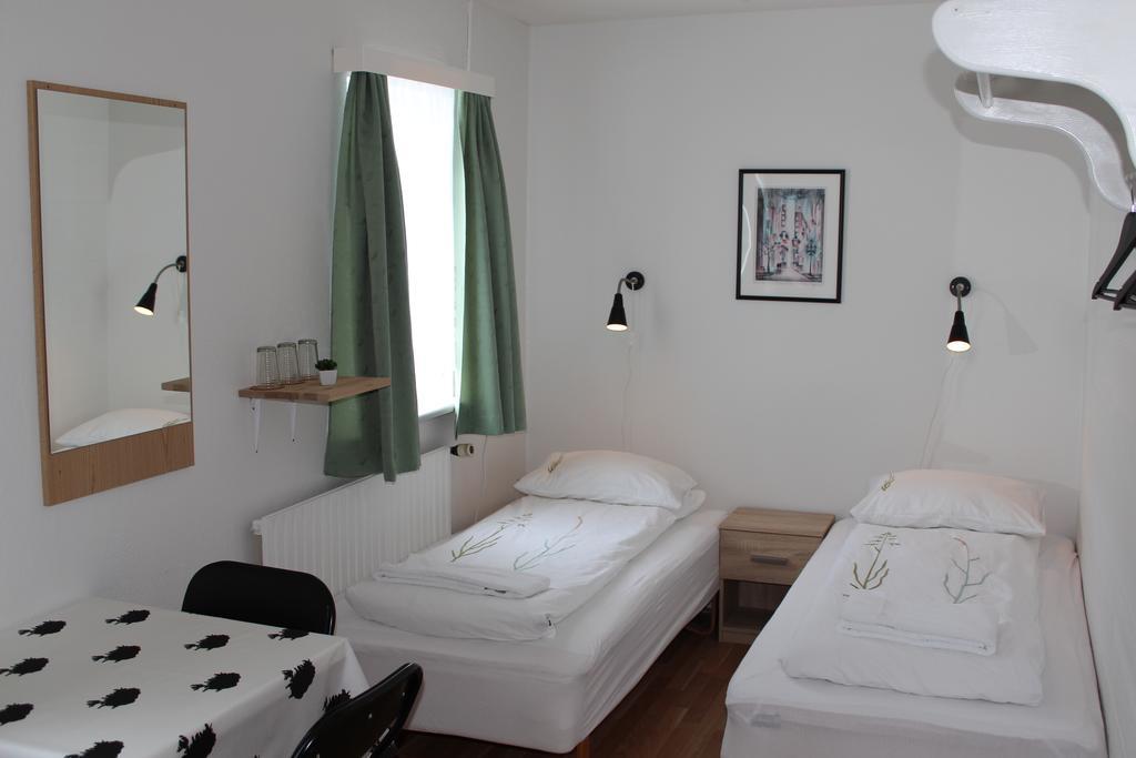 Lonsa Guesthouse Акурейри Екстериор снимка