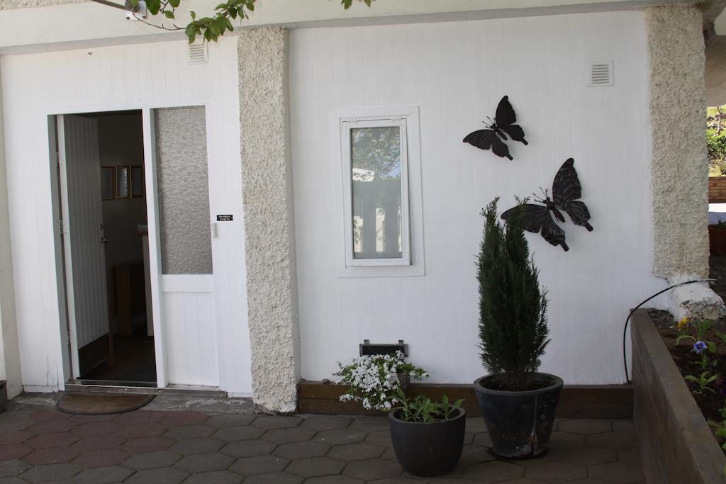 Lonsa Guesthouse Акурейри Екстериор снимка