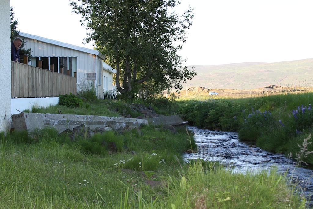 Lonsa Guesthouse Акурейри Екстериор снимка
