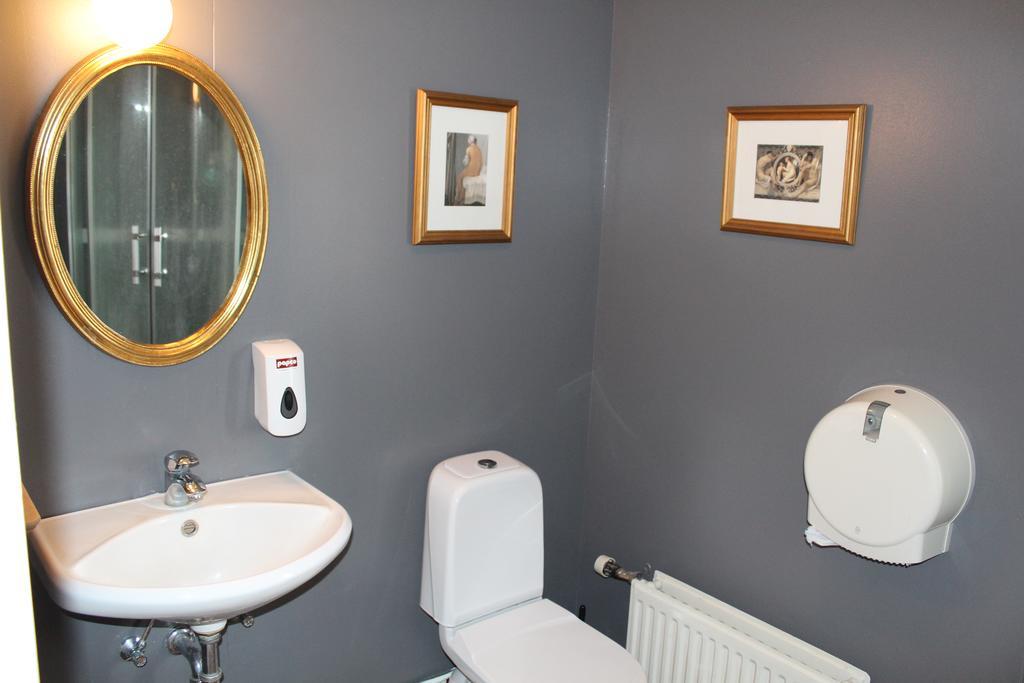 Lonsa Guesthouse Акурейри Екстериор снимка