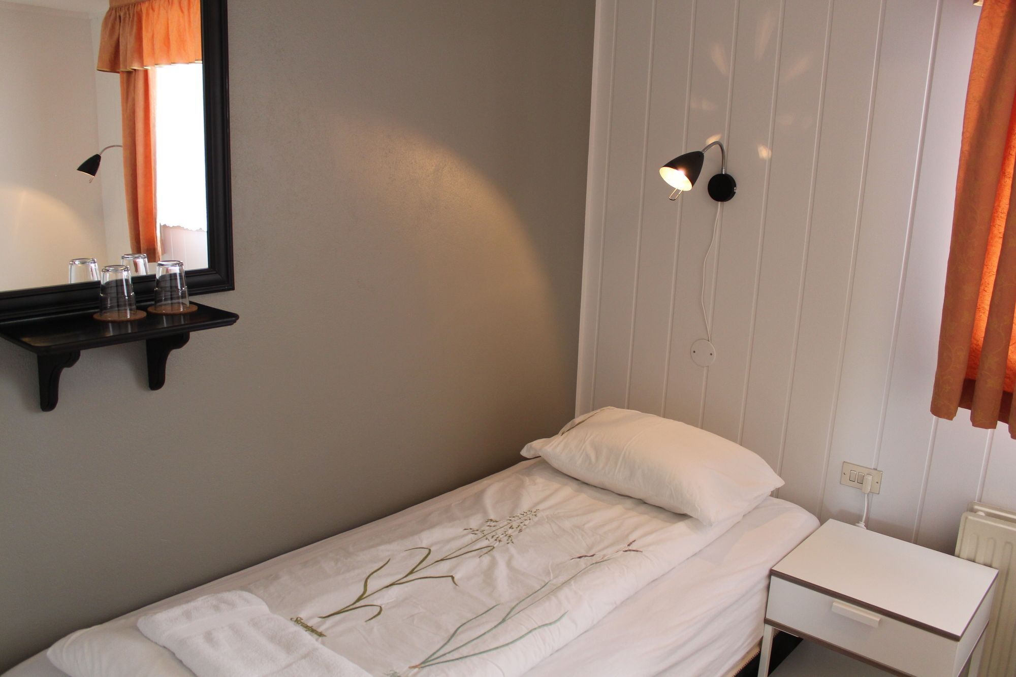 Lonsa Guesthouse Акурейри Екстериор снимка